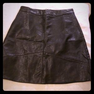 Zara Basic pleather skirt